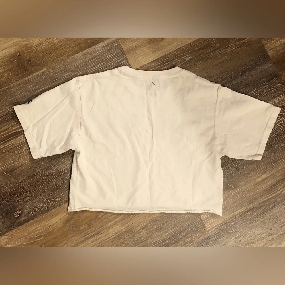 Crop Top Size XS - Picture 3 of 4